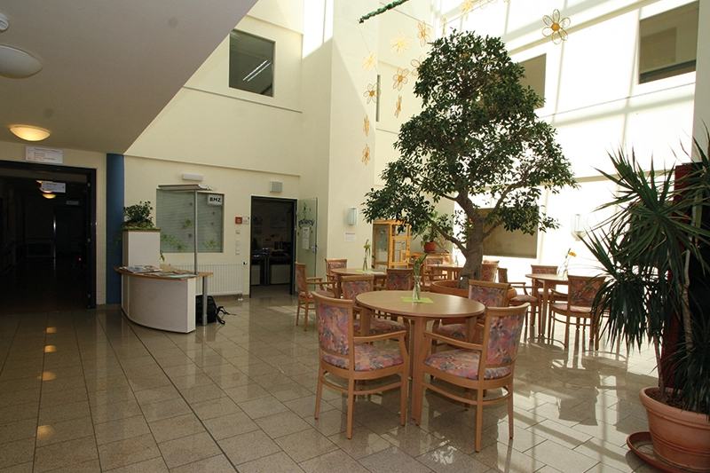 PHÖNIX Seniorenzentrum Ulmenhof – Bild 2