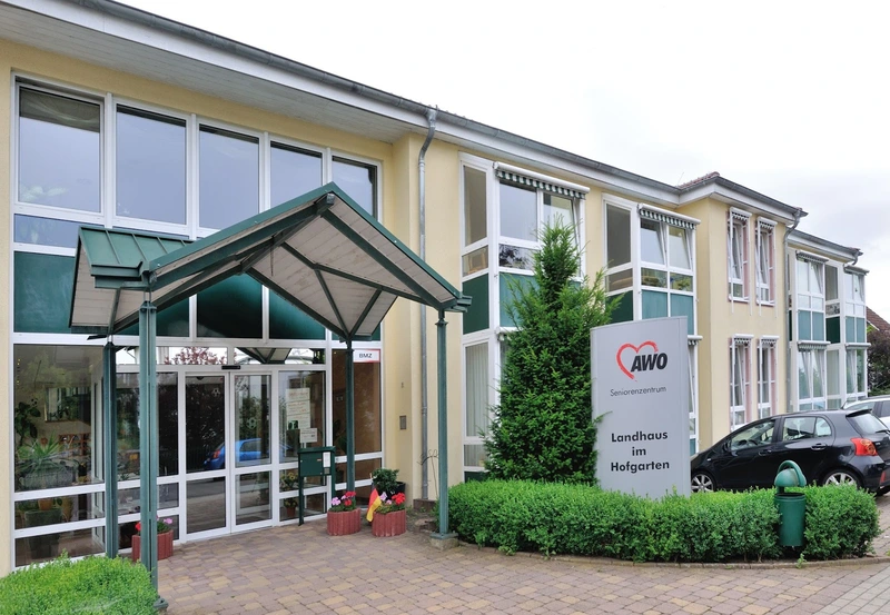 "Landhaus im Hofgarten" – Bild 1