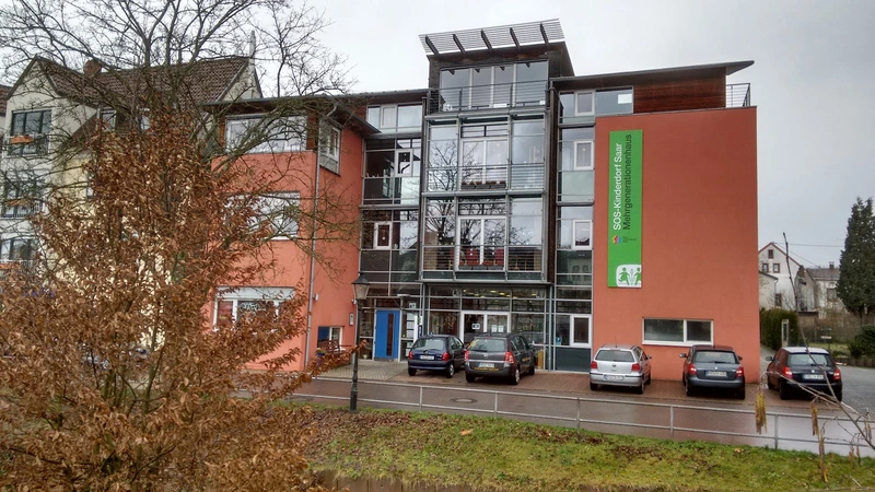 SOS-Kinderdorf Saar/ Mehrgenerationenhaus – Bild 1