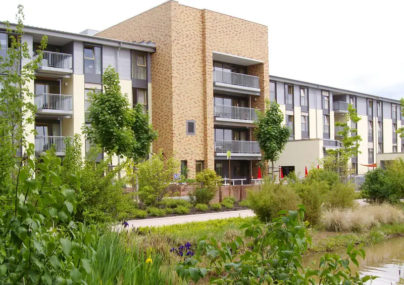 Seniorenresidenz Westpfalz Klinikum – Bild 1