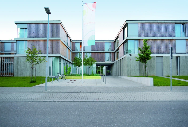 Anna-Haag-Mehrgenerationenhaus – Bild 1