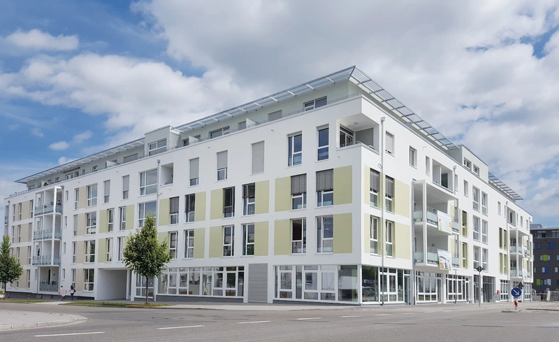 Wohn- und Pflegezentrum Flugfeld – Bild 1