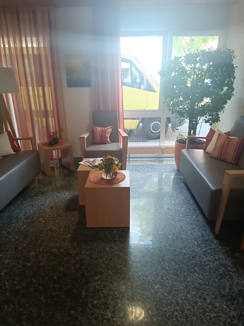 DRK Altenpflegeheim Franziska von Hohenheim Stift – Bild 5