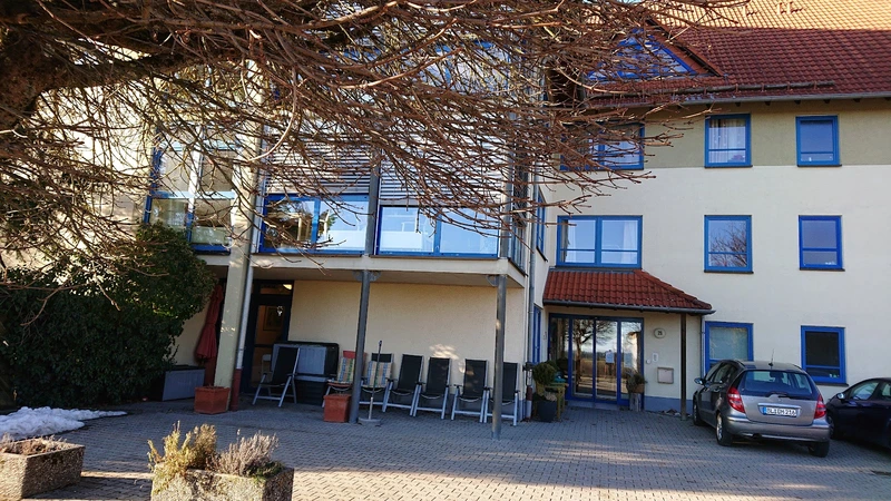 AMEOS Pflegehaus Kleebühl – Bild 1