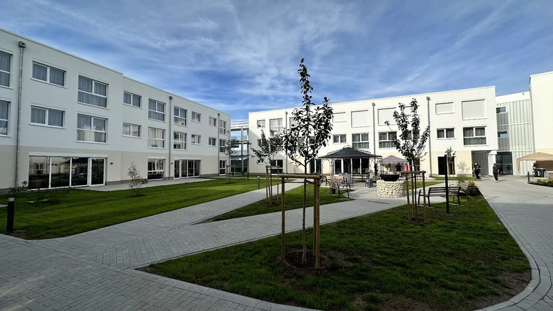 Servicehaus Sonnenhalde Pflegeservice Stetten a.k.M. – Bild 1