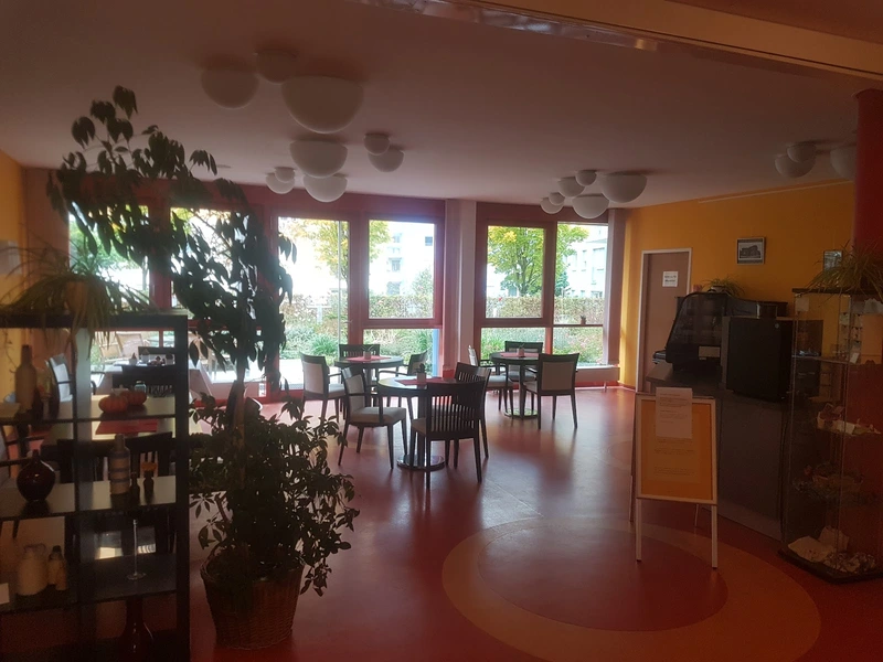 DRK Residenz Neckarterrassen – Bild 1