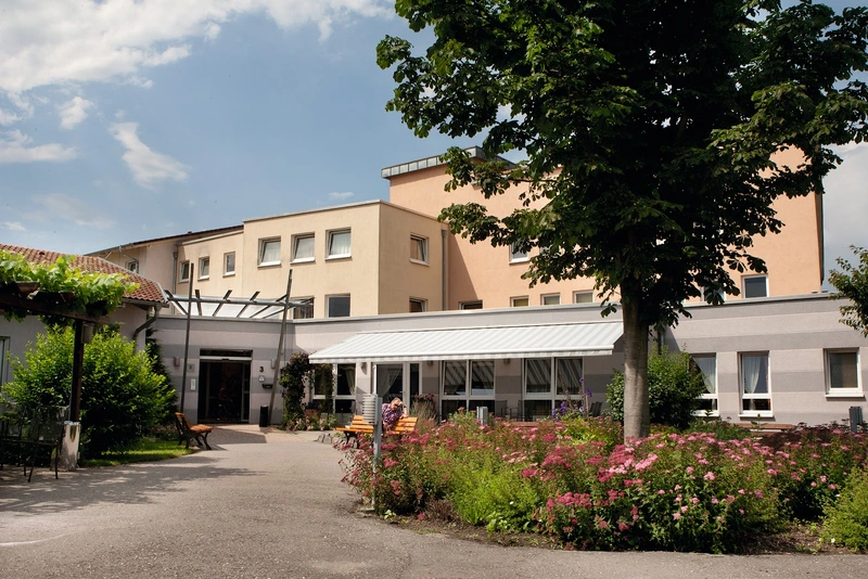 AWO Seniorenzentrum Rheinaue – Bild 1