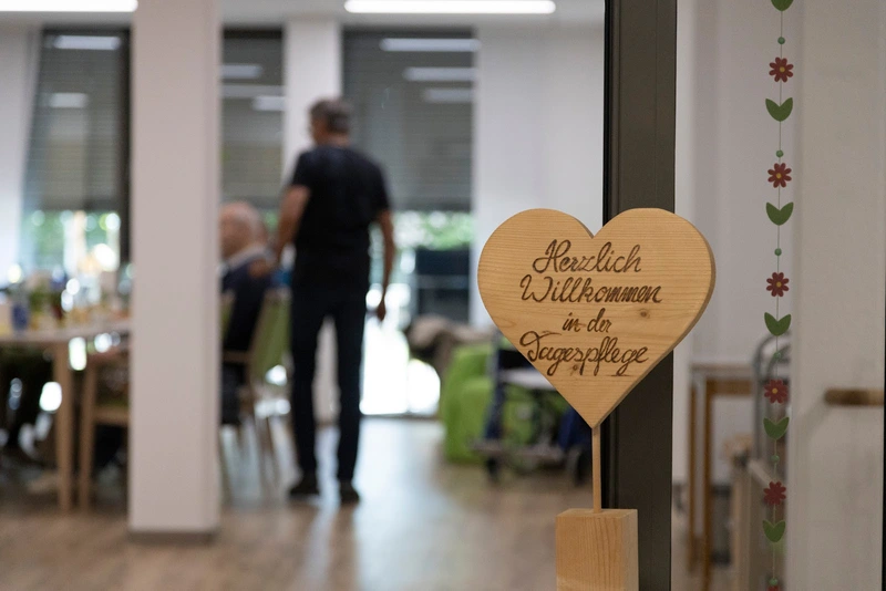 Elias-Schrenk-Haus Cafe Pause – Bild 3