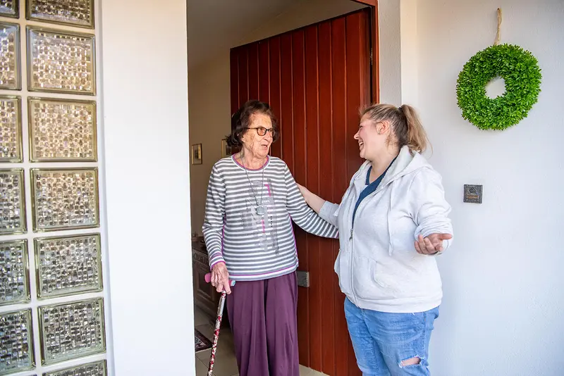 Betreuung und Pflege zuhause Curanum Hameln – Bild 4