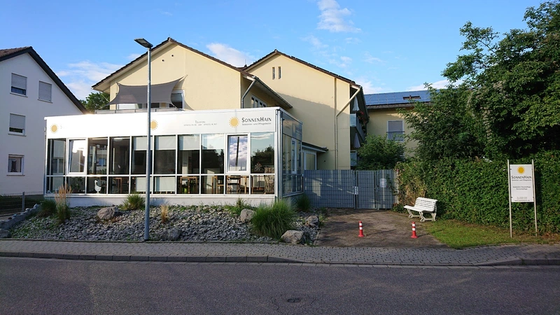 SonnenHain Senioren-und Pflegeheim – Bild 1