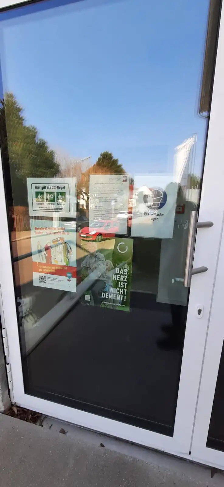 Caritasverband für den Landkreis Lörrach e.V. - Betreuungsgruppe für Menschen mit Demenz Pfarrgemeinde St. Peter Lörrach – Bild 4