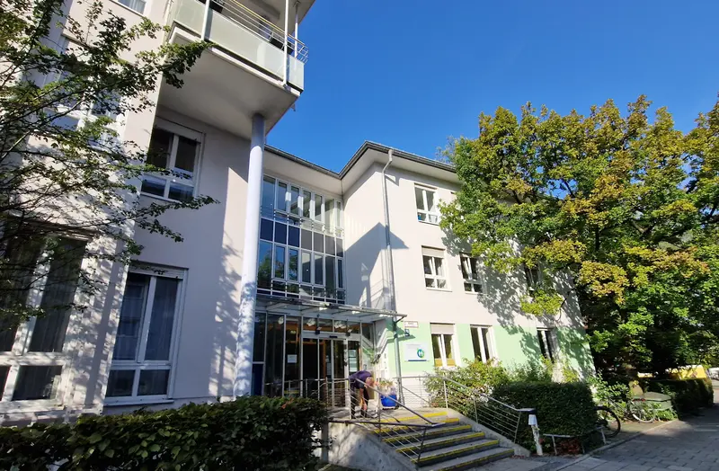 Seniorenstift Neuhausen für sehbeeinträchtigte und blinde Menschen – Bild 1