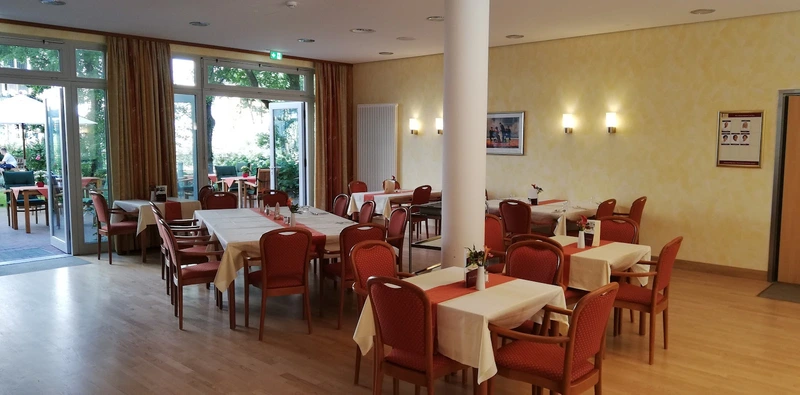 Domicil - Seniorencentrum Einsteinstrasse GmbH – Bild 4