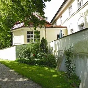 Villa Wörth Pflegezentrum GmbH – Bild 1