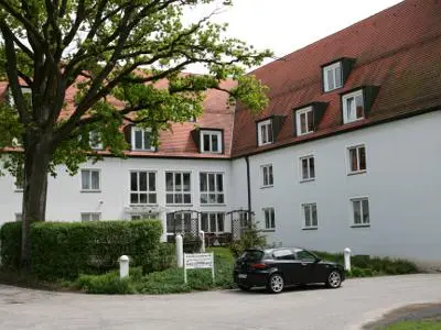 BRK-Senioren-, Wohn- und Pflegeheim Schloß Eggmühl – Bild 5