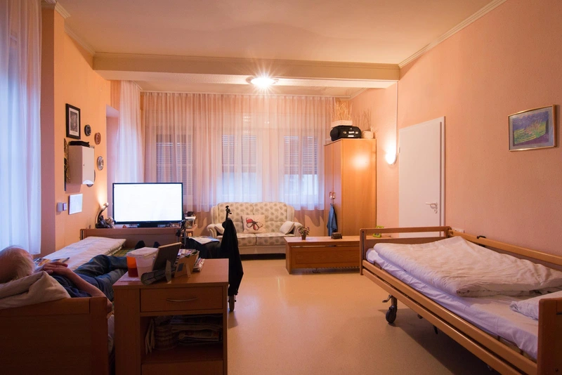 Gerontopsychiatrisches Pflegeheim "Villa Seerose" – Bild 1