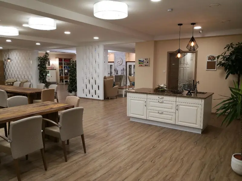 AviZenA Tagespflege GmbH – Bild 2