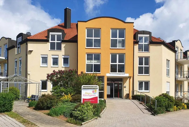 Casadoro Tagespflege Haus am Kirschgarten – Bild 1