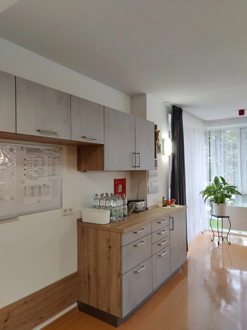 BRK-Seniorenwohn- und Pflegeheim – Bild 3