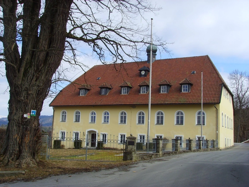 Rosenium XXI Gut Oberfrauenau – Bild 1