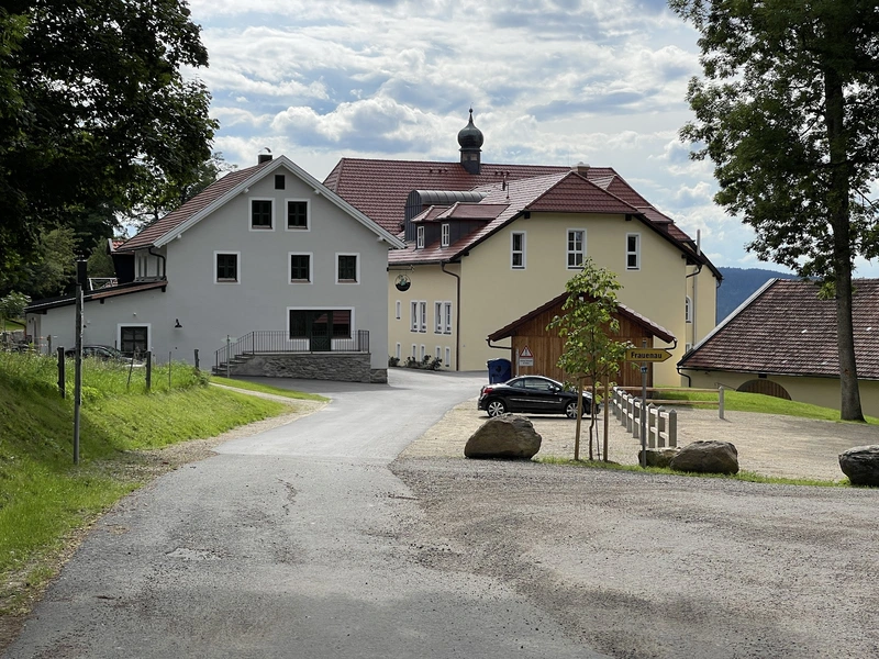 Rosenium XXI Gut Oberfrauenau – Bild 2