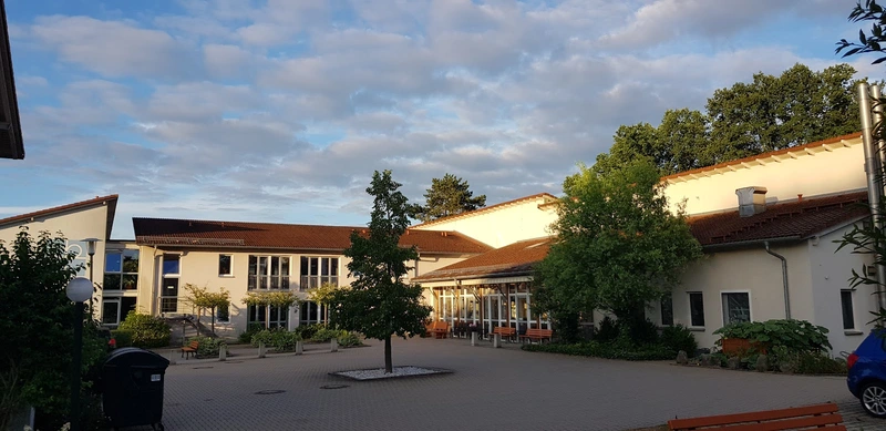 Senioren- Wohn- und Pflegezentrum Fantaisie – Bild 1