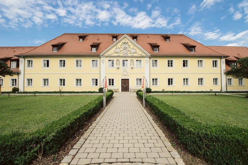 Seniorenzentrum St. Elisabeth gGmbH – Bild 1