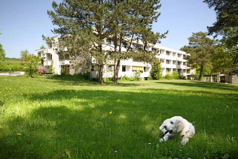 Kathi-Baur-Pflegezentrum St. Heinrich – Bild 1