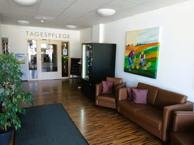 acasa Tagespflege Altendorf – Bild 1