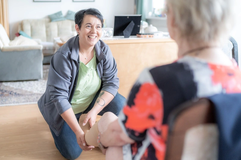 Pflegeteam Luv & Lee – Bild 1