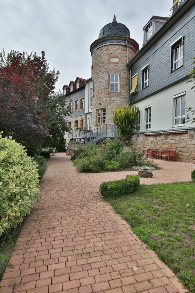 Caritas Trägergesellschaft "St. Elisabeth" gGmbH Altenpflegezentrum Haus Laurentius und Haus Teresa – Bild 1