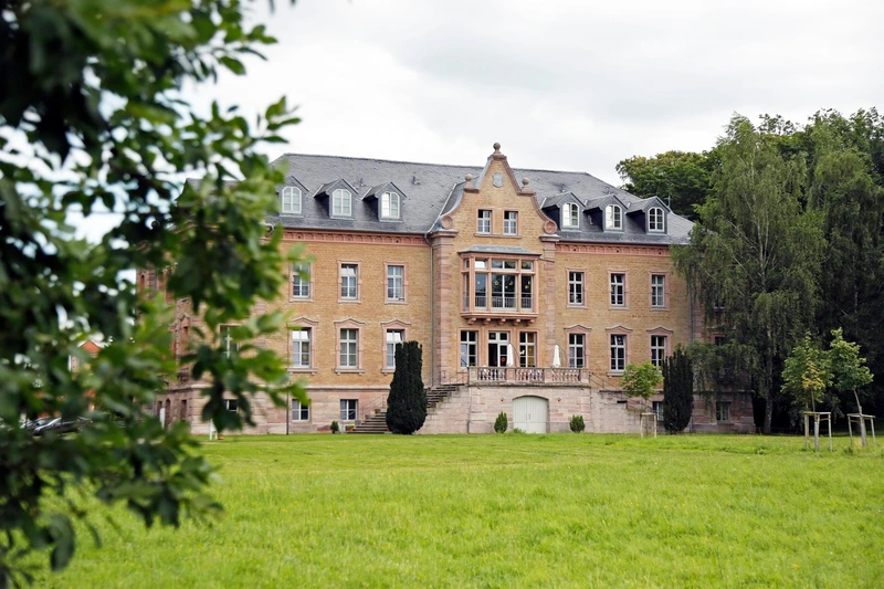 AWO Seniorenzentrum "Am Schlosspark" – Bild 1