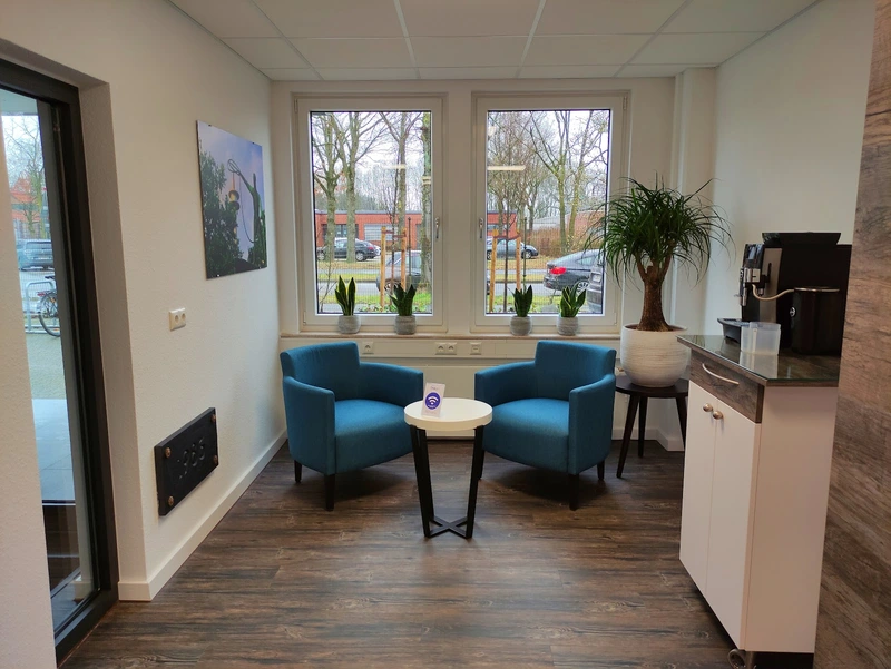 megro GmbH & Co. KG Medizintechnischer Großhandel – Bild 2