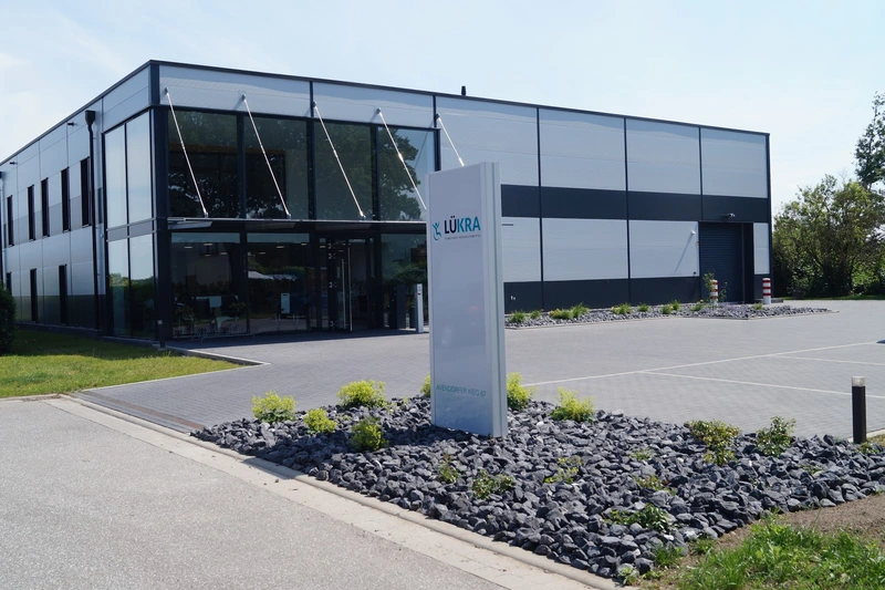 LÜKRA Krankenfahrstühle Service GmbH Sanitätsartikel und -bedarf – Bild 1