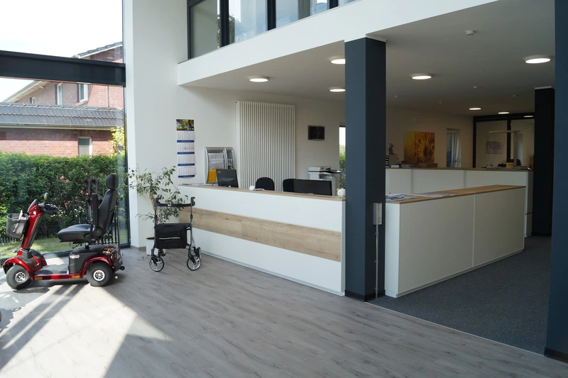 LÜKRA Krankenfahrstühle Service GmbH Sanitätsartikel und -bedarf – Bild 4