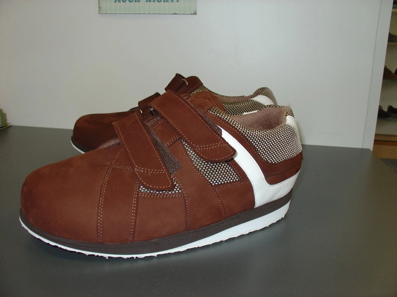 Orthopädieschuhtechnik Busta - Gesunde Schuhe Partner – Bild 3