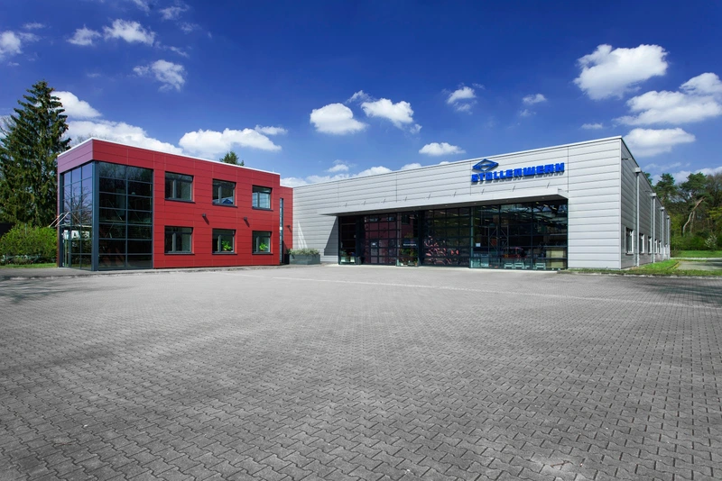 Stollenwerk und Cie GmbH Fabrik für Sanitätsausrüstungen – Bild 2