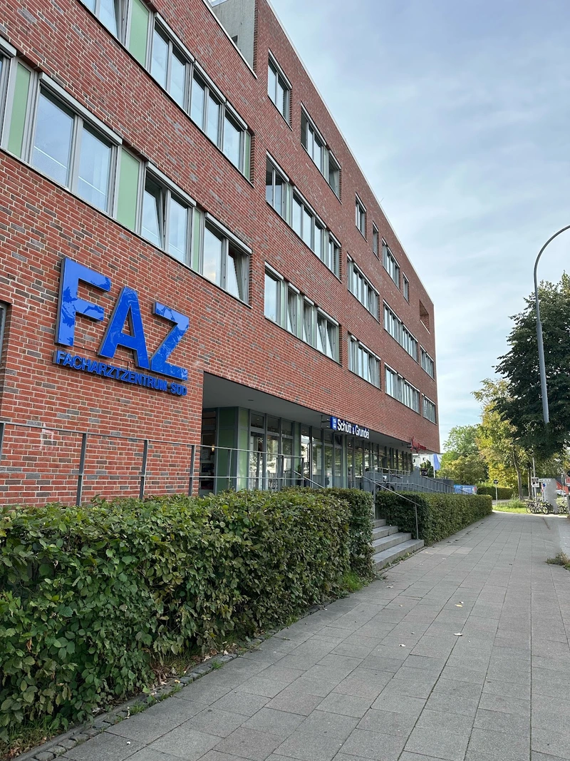 Facharztzentrum Süd an den Sana Kliniken Lübeck – Bild 1