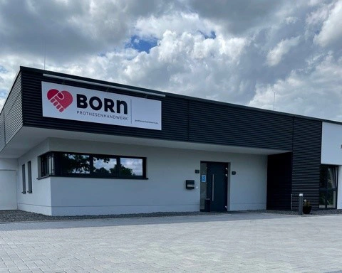 Born Prothesenhandwerk – Bild 1