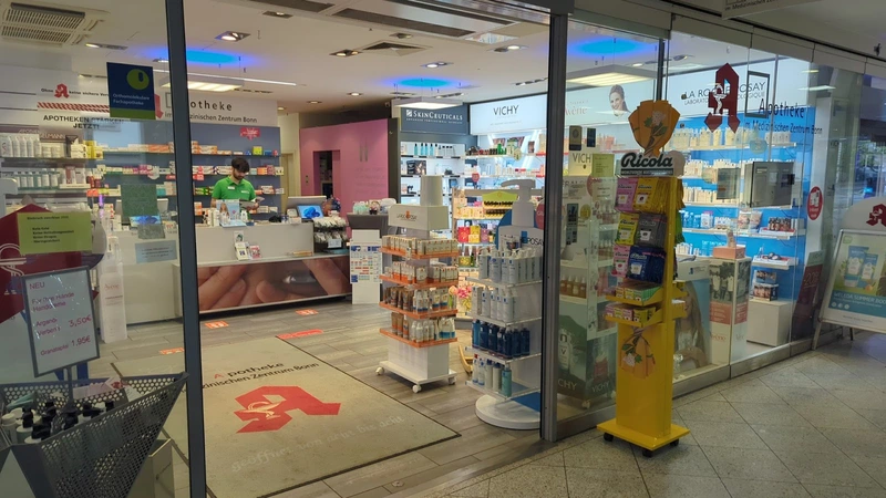 Apotheke im Medizinischen Zentrum Bonn Inh. Dr. Lutz Engelmann – Bild 1