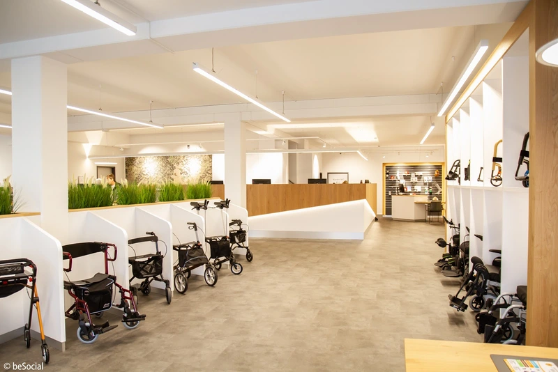 Sanitätshaus Wöllzemüller GmbH & Co. KG – Bild 1