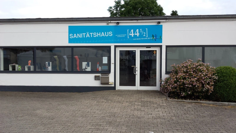 Sanitätshaus 44 1/2 UG – Bild 1