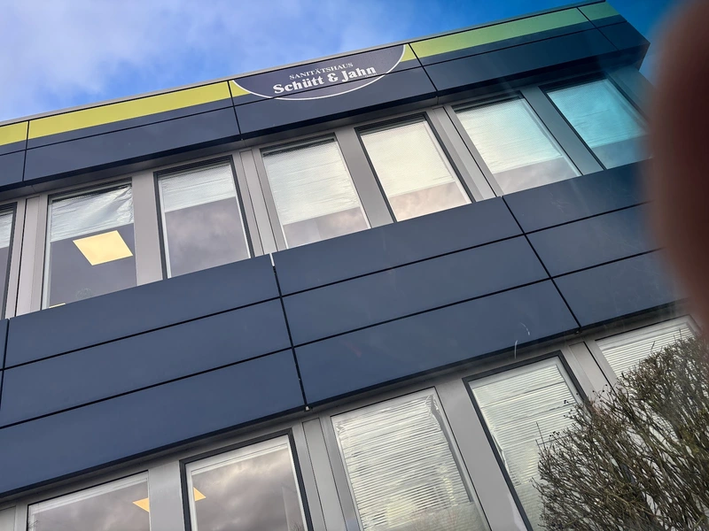 Sanitätshaus Schütt & Jahn GmbH – Bild 1