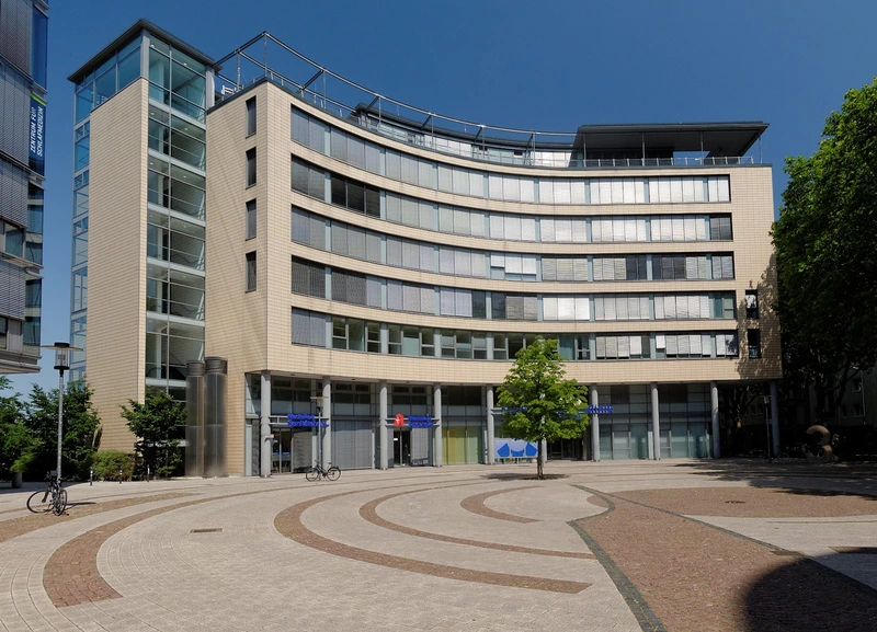 MediaPark Klinik, Klinik für ambulante und stationäre Medizin – Bild 2