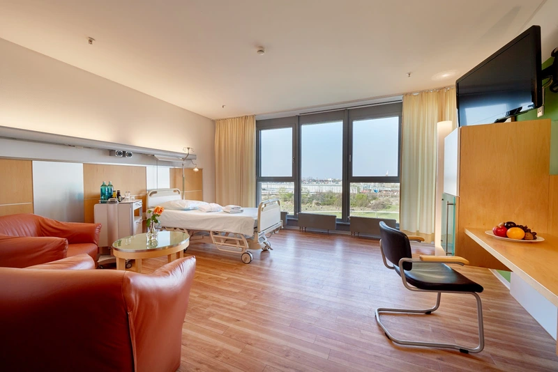 MediaPark Klinik, Klinik für ambulante und stationäre Medizin – Bild 3