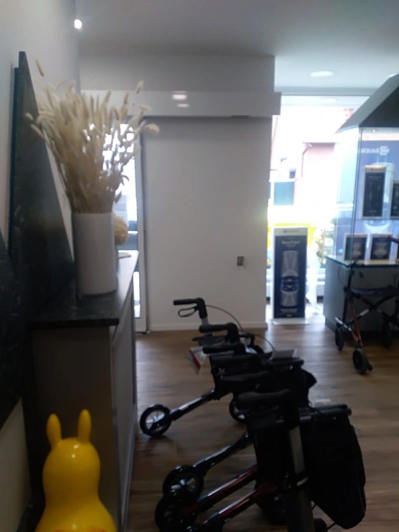 Perick Hermann Sanitätshaus Orthopädiewerkstatt Rhehatechnik – Bild 3