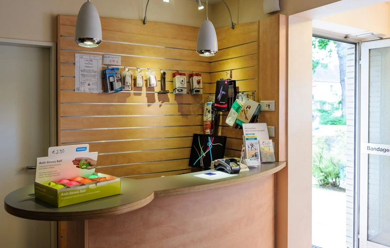 Schroll GmbH & Co. KG, Werner Sanitätshaus – Bild 4