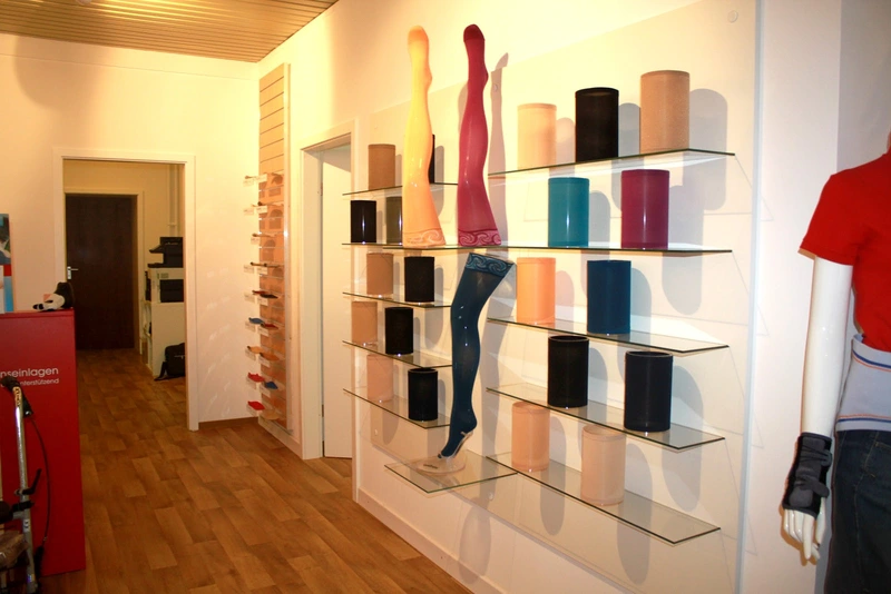 Kowsky Sanitätshaus GmbH Rehahilfsmittel und Orthopädie Sanitätsbedarf – Bild 3