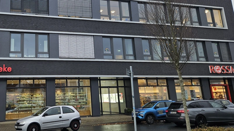 Birgit Weige - Die helfenden Hände – Bild 4