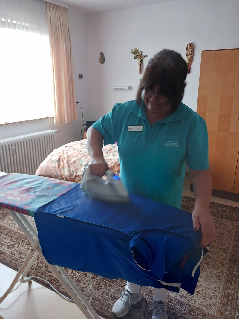 Pflegedienst CuramuS – Bild 1